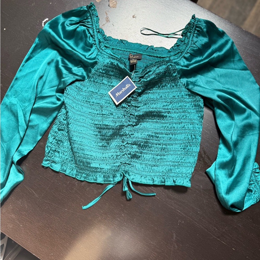 NWT Japna Satin Emerald Green Top